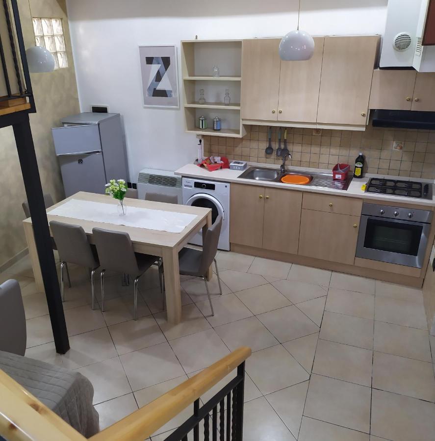 דירות Casa Flora Fondi Centro Storico מראה חיצוני תמונה